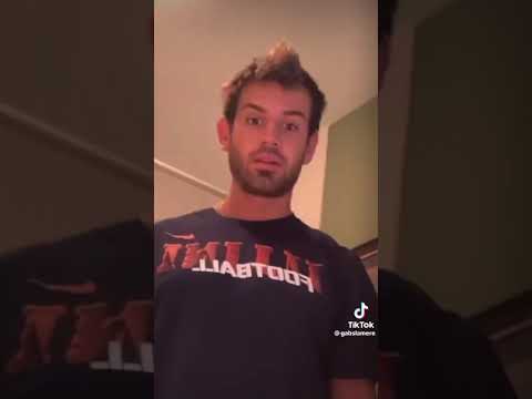 WaxRx® Deluxe Ear Wash System used by Gabslamere on TikTok